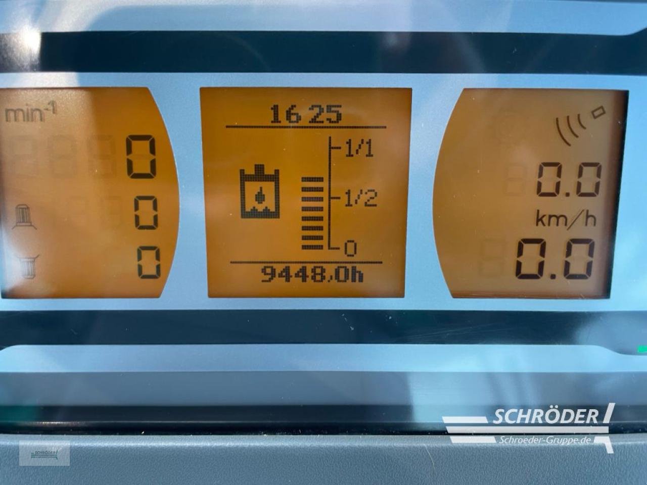 Traktor del tipo Fendt 724 VARIO S4 PROFI PLUS | RTK, Gebrauchtmaschine In Wildeshausen (Immagine 13)